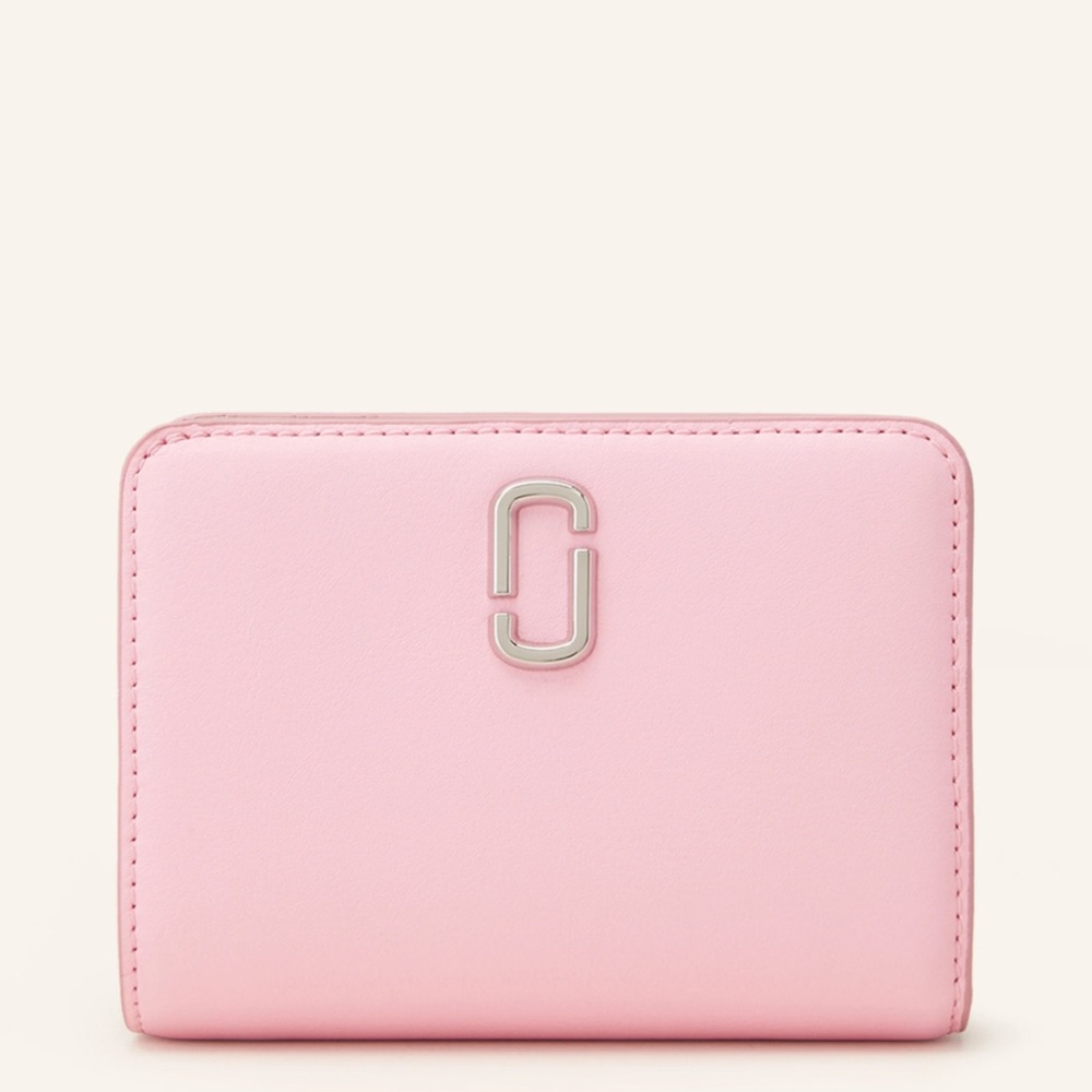 Marc Jacob’s mini compact wallet